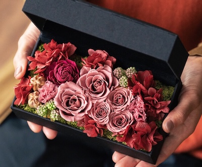 定年退職　人気・定番のブリザーブドフラワー