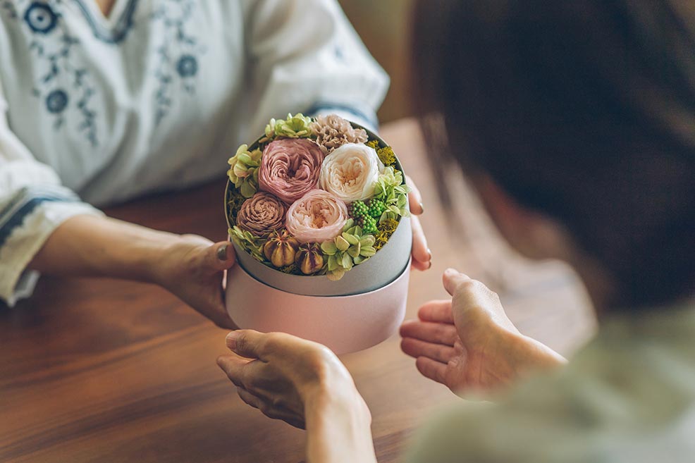 GROUNDのご結婚祝い・祝電