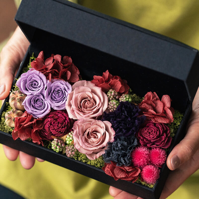 恩師・先生に喜ばれる結婚祝い　プリザーブドフラワー