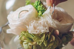 【プリザーブドフラワーのアレンジ・種類】リングピロー