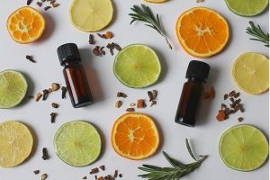 手軽に、便利に。アロマスプレーを使った快適な暮らし　お掃除・風邪対策・除菌などの手作りレシピ