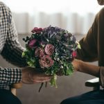 結婚10周年|お金がなくても妻が喜ぶアイデア10選とメッセージ例文