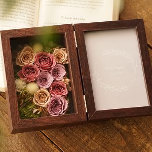 退職する同僚へ贈りたい「癒し」と「記念」のプリザーブドフラワー