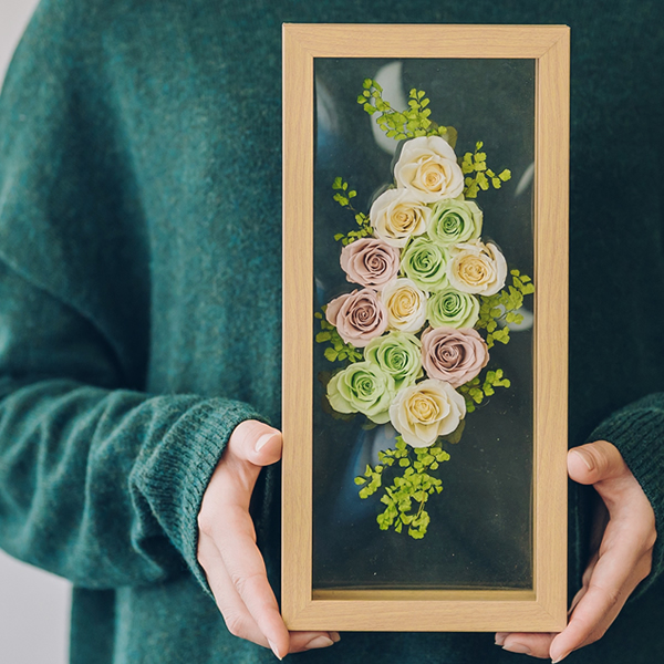 女性同僚の退職祝いに人気のプリザーブドフラワー