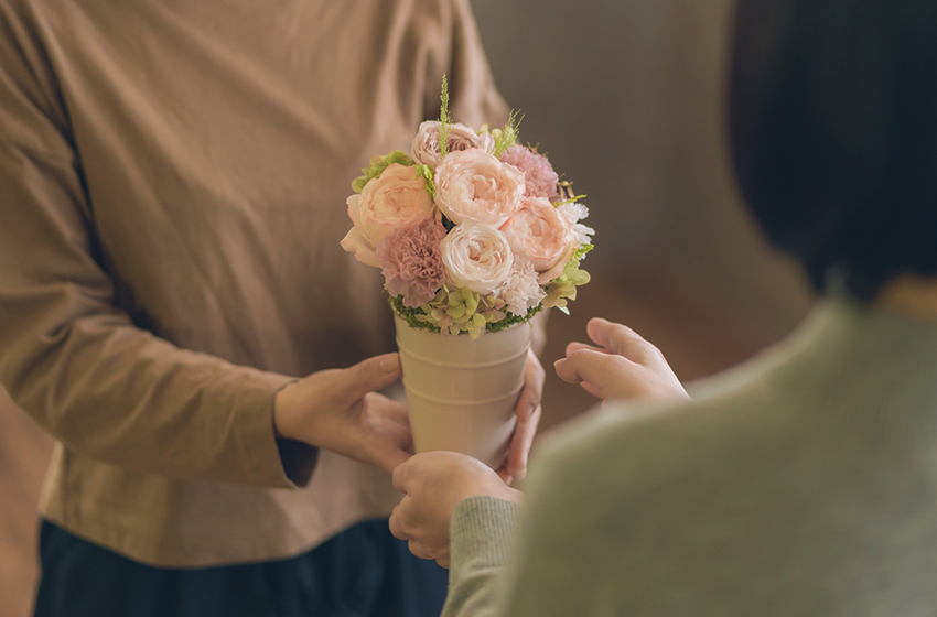 母の日の花贈りの由来・起源